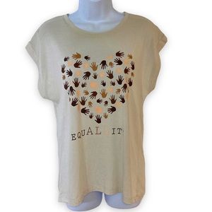Sweet soul Equality Graphic tee M